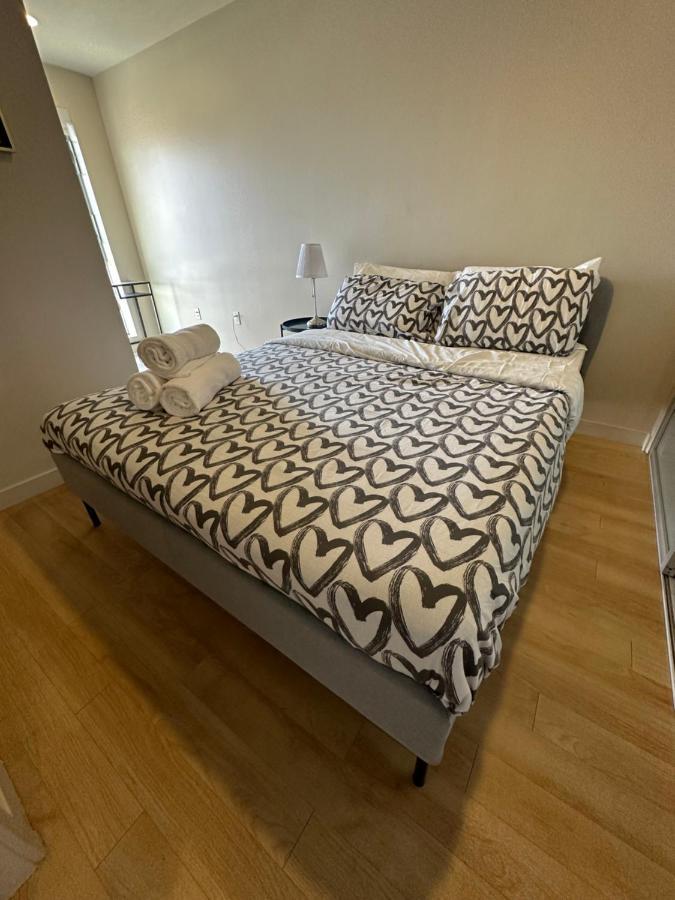 Cozy At Santa Monica Apartment *